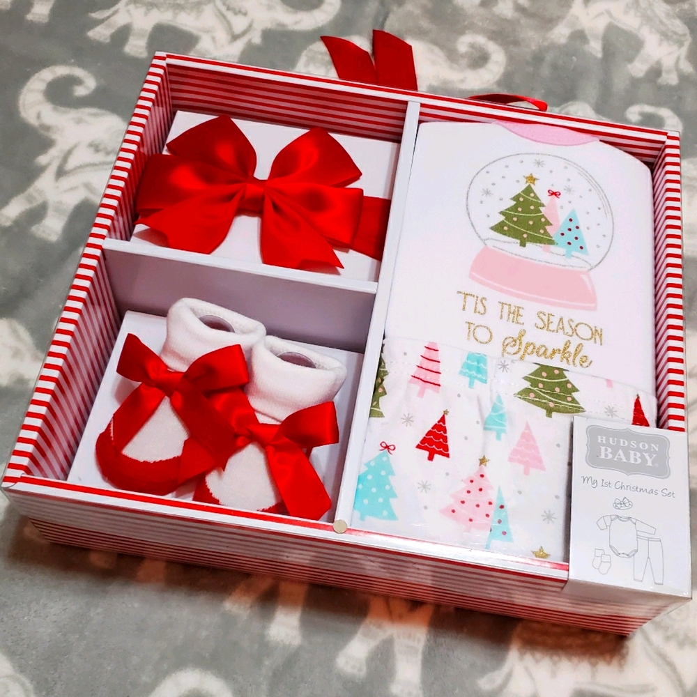 NIB Baby's First Christmas Set
